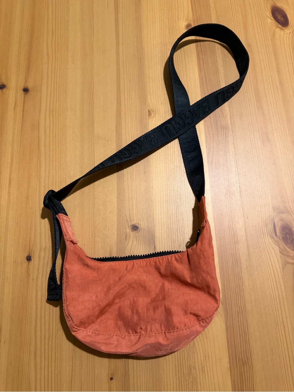 Baggu MINI crescent  bag baked apple - Picture 2 of 4